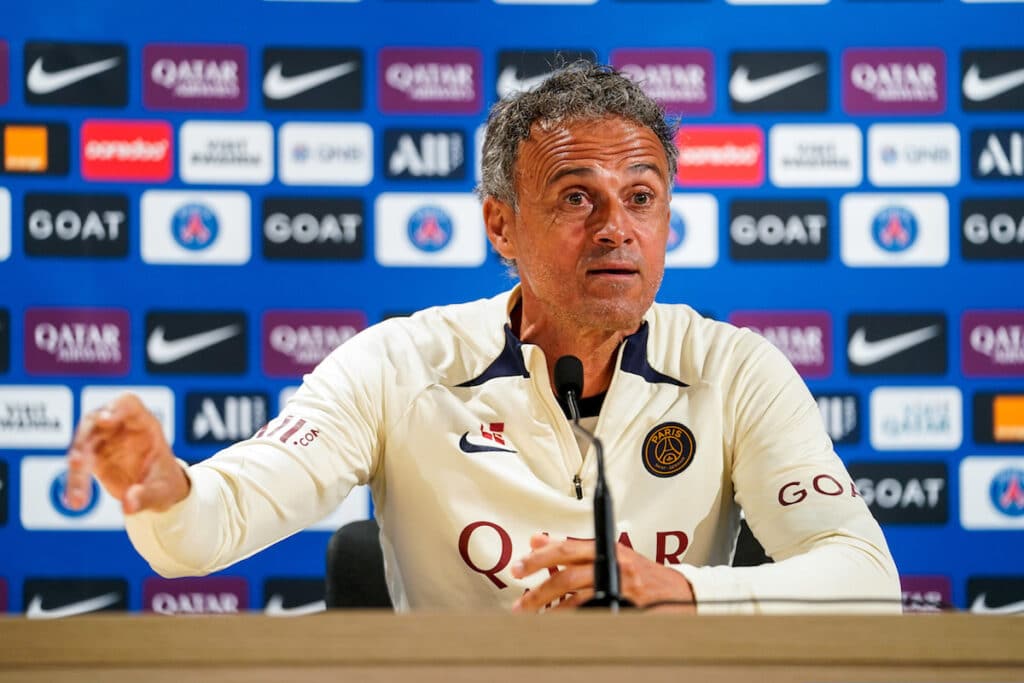 Luis Enrique (PSG) explique sa philosophie : « Etre imprévisible pour l’adversaire mais prévisible pour nous »