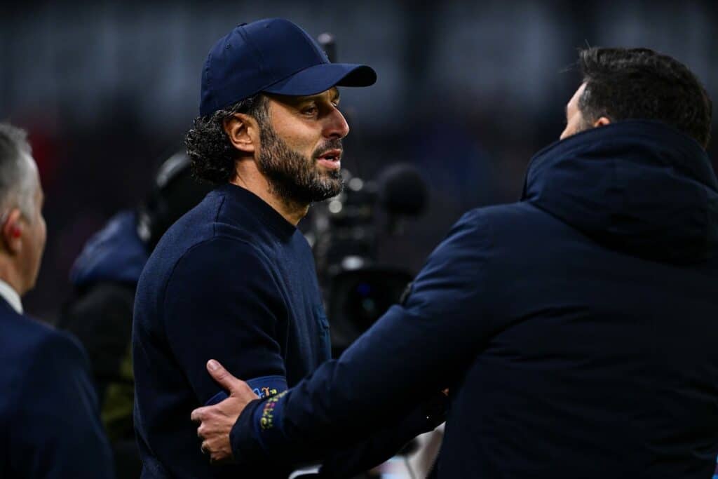 EXCLU OL : Fabio Grosso tout proche de la sortie !