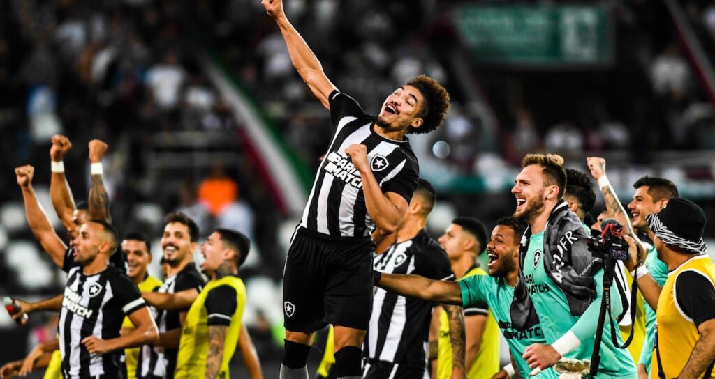 Transferts : Perri et Adryelson annoncés à l’OL, la nouvelle mauvaise idée de John Textor