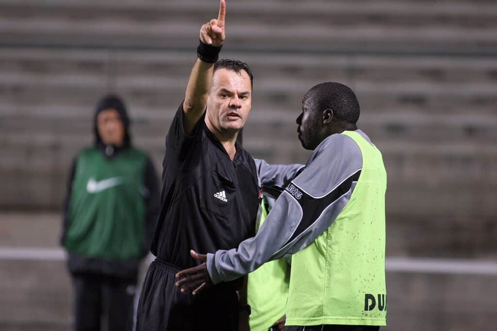 Bruno Derrien : « L’arbitrage devient de moins en moins humain »