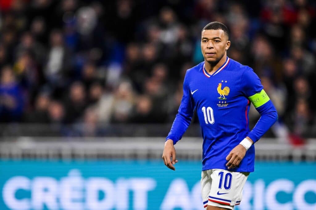 Equipe de France : Kylian Mbappé en n°9, une option qui prend du poids !