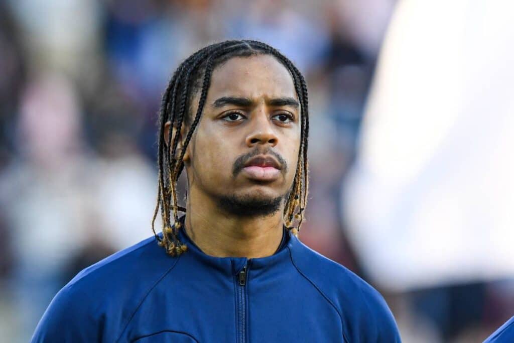 Bradley Barcola aux portes de l'Équipe de France.