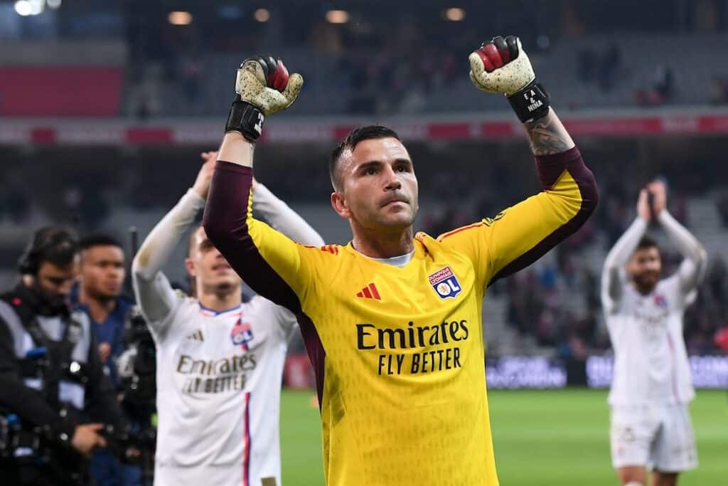 OL : avant la réception de Strasbourg, le choix très fort de Pierre Sage pour Anthony Lopes