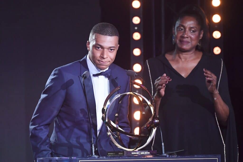 Paris 2024 : Kylian Mbappé s’éloigne, Thierry Henry peut être très inquiet