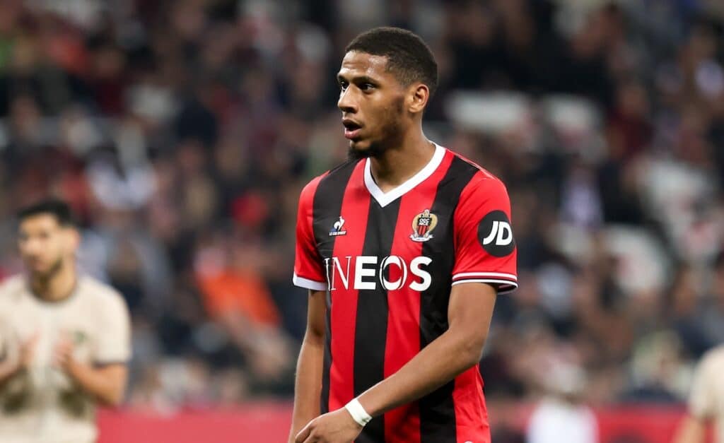 Pourquoi l’UEFA bloque le transfert de Jean-Clair Todibo (Nice) à  Manchester United