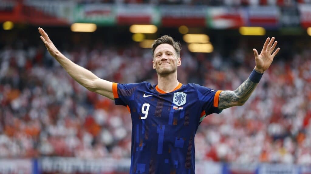 Transfert : Wout Weghorst, le buteur miracle des Pays-Bas, en route pour l’Ajax Amsterdam