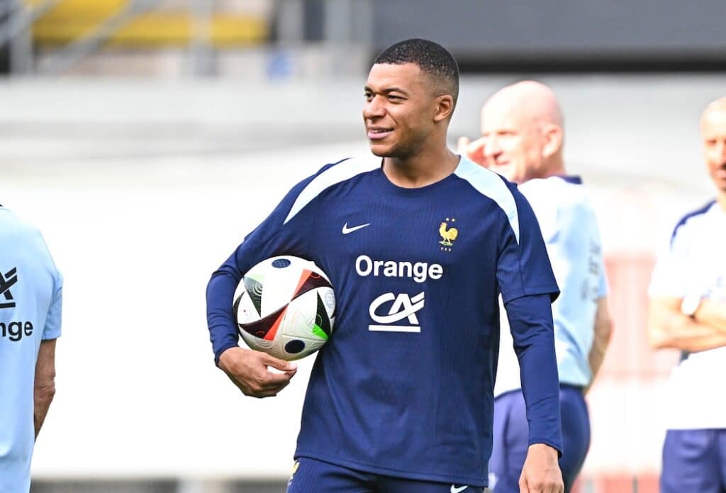 Transferts : à minuit, Kylian Mbappé sera officiellement un joueur du Real Madrid