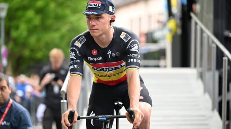 Remco Evenepoel débrief le prochain Tour de France avec toutes les grandes stars du vélo.