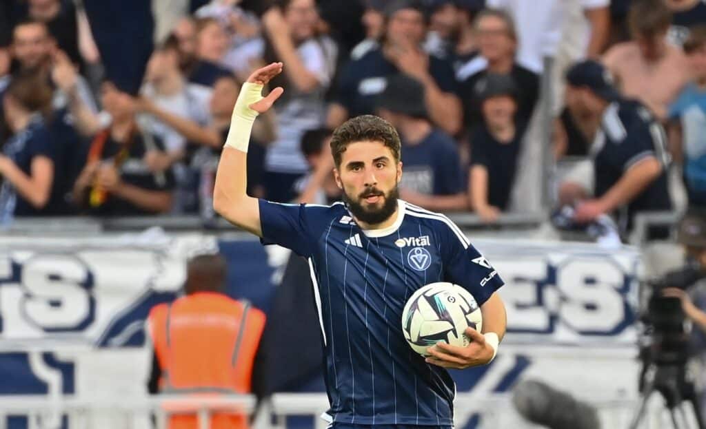 Transferts : Davitashvili (Bordeaux) avant Boakye (Wolfsberger AC), ça bouge à St-Etienne !