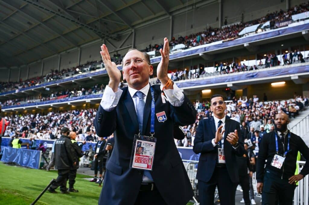 Transferts : gros coup de froid sur l’OL, qui doit récupérer 100 millions avant le 31 août !