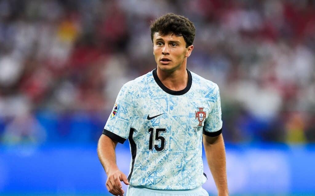 Transferts : Neves, Guimaraes ou Kimmich, un des 3 va signer au PSG