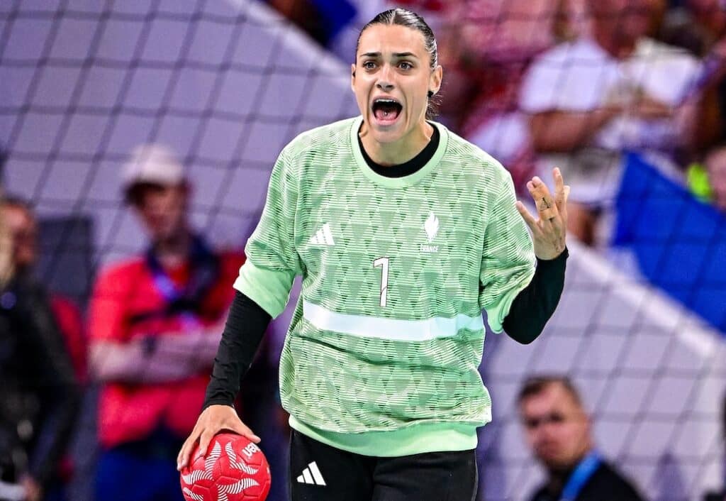 Paris 2024 / Le journal : le mur bleu