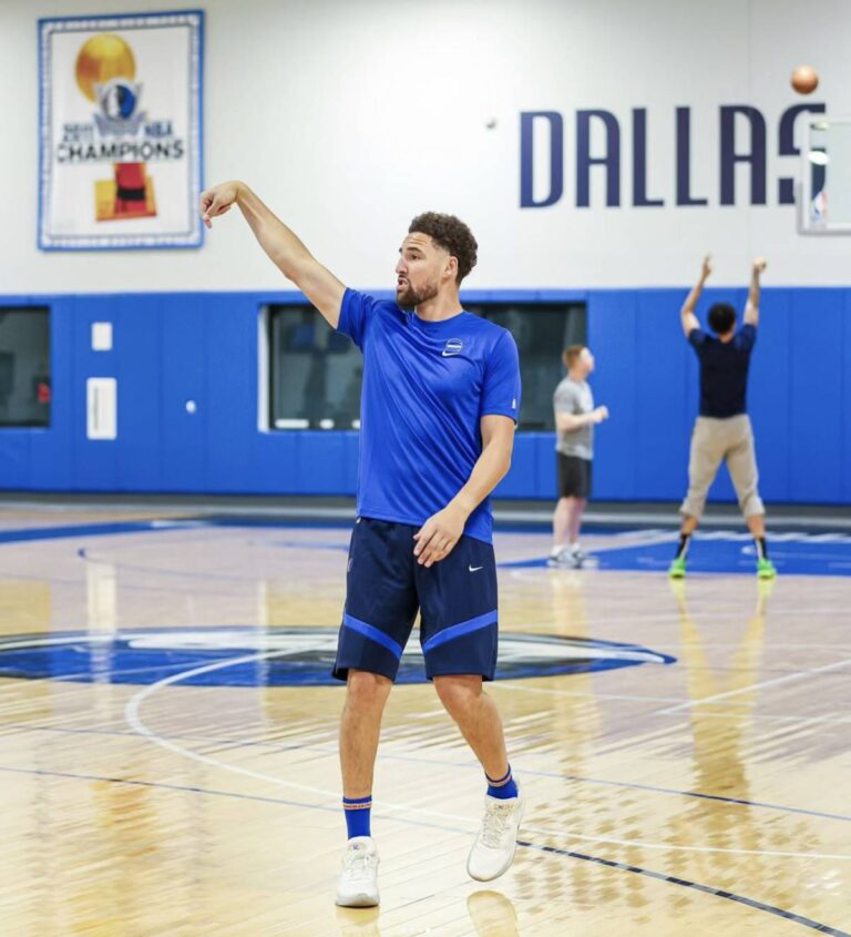 Avec Klay Thompson, Luka Doncic (Dallas) peut rêver d’aller cette fois au bout.