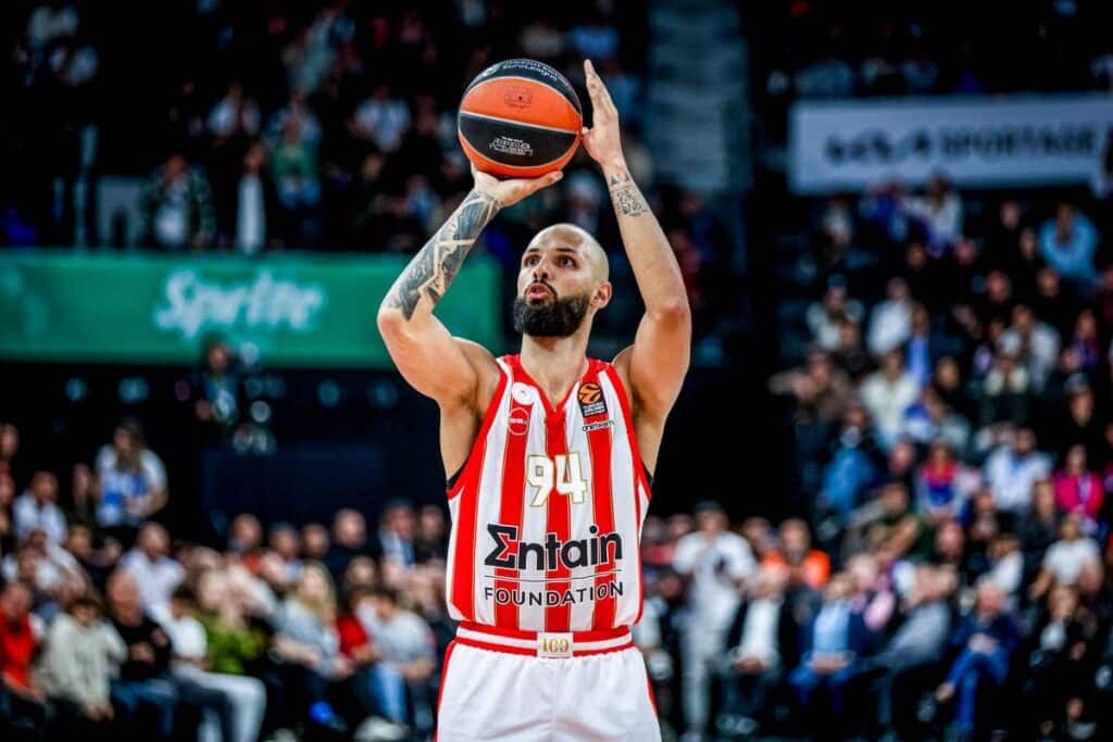 Evan Fournier à l'Olympiakos après un long passage en NBA.