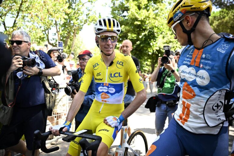 Romain Bardet a lui aussi porté le maillot jaune sur les classiques françaises.