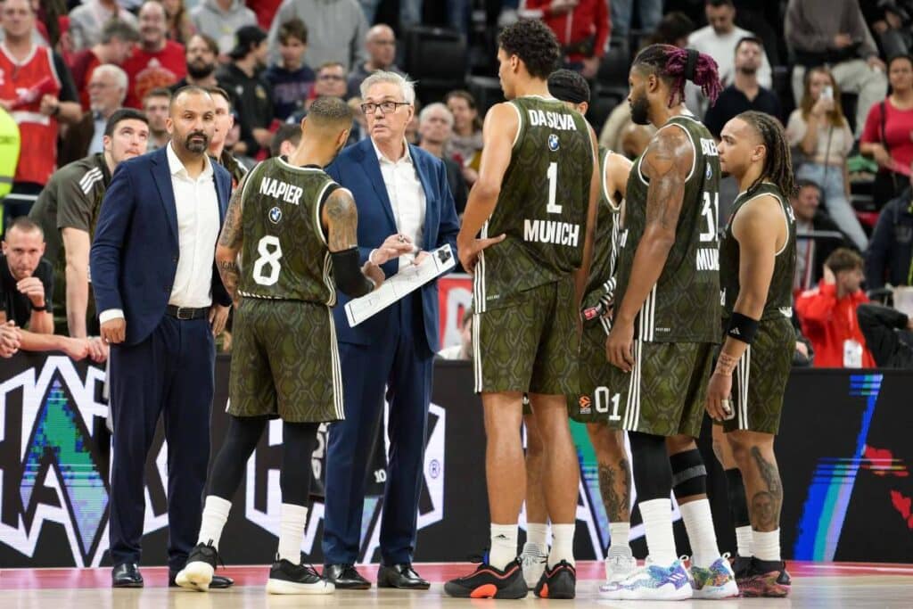 TJ Parker a décidé de collaborer avec Herbert.