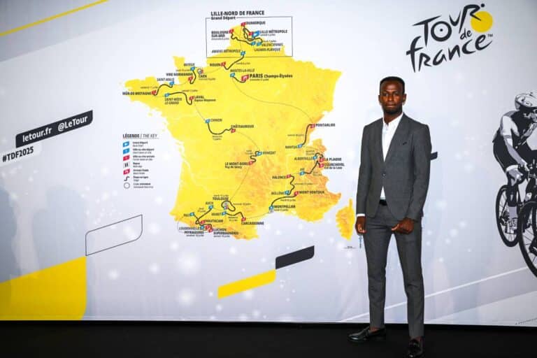 Le Tour de France 2025 propose un parcours qui rend la part aux belles montagnes.